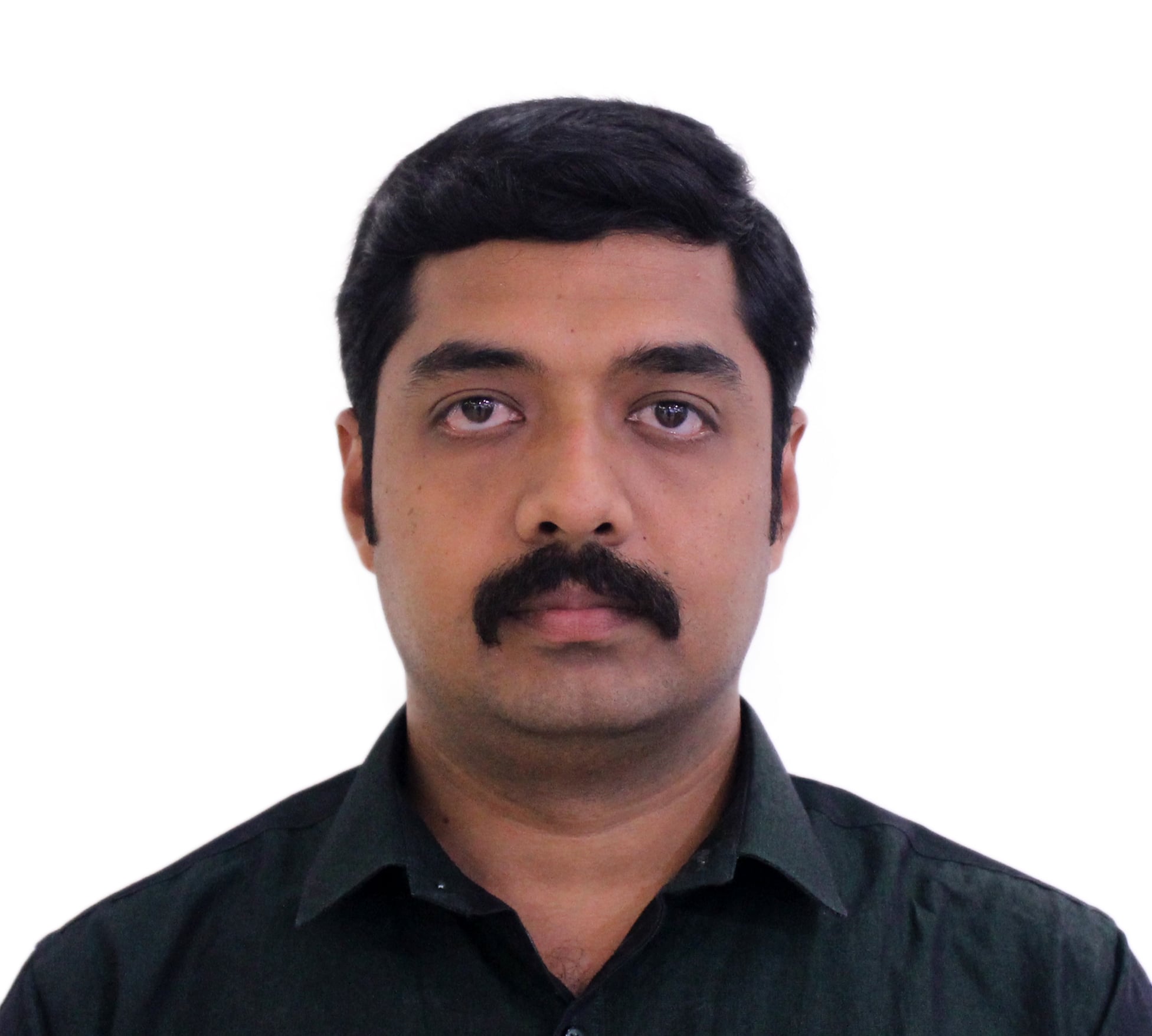 /assets/document/faculty_image/1747050835_2024772316_viswa_photo-min.jpg